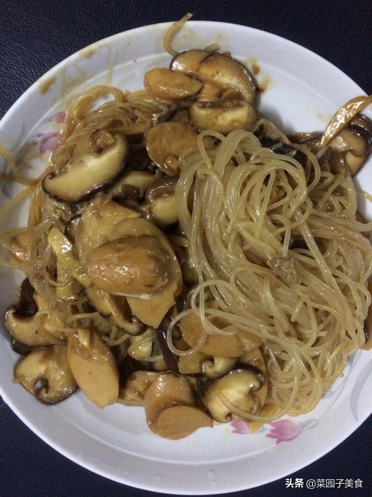 早餐米粉怎么做才香又回味,香菇米粉最简单做法