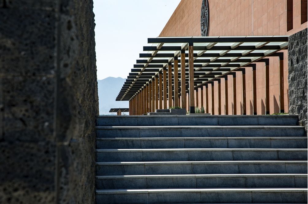 宁夏长和翡翠酒庄有限公司,贺兰山东麓长和翡翠酒庄