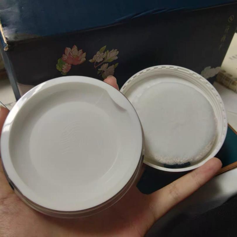 散粉推荐可当底妆,吸油但不毁底妆的散粉