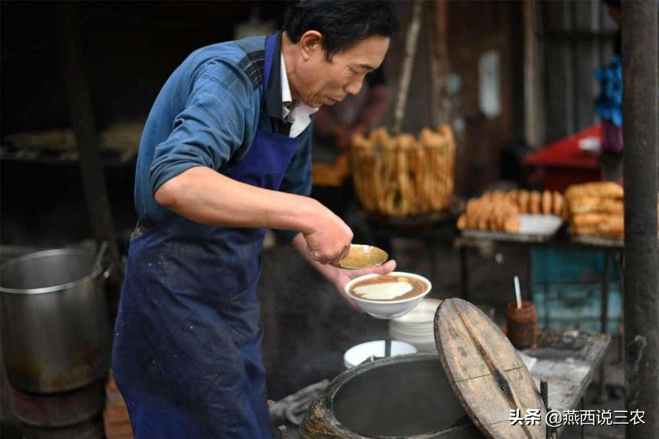 鏃╅鎽嗘憡涓ゅ皬鏃舵湀鍏ュ崄鍑犱竾,澶у鐢熷崠鏃╅鏈堝叆杩囦竾