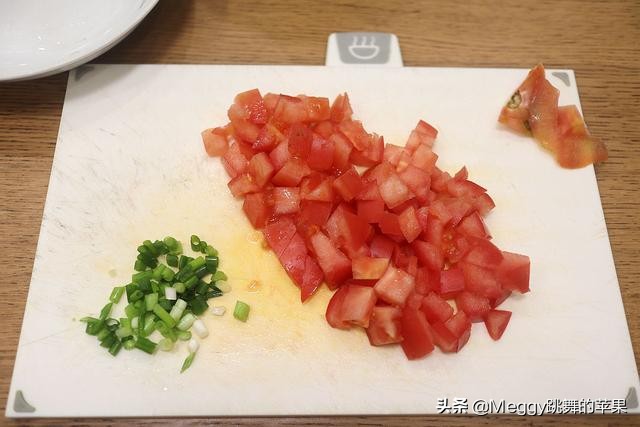 寒冷的冬日早餐这样吃热乎乎,天冷吃什么早餐暖身又不胖