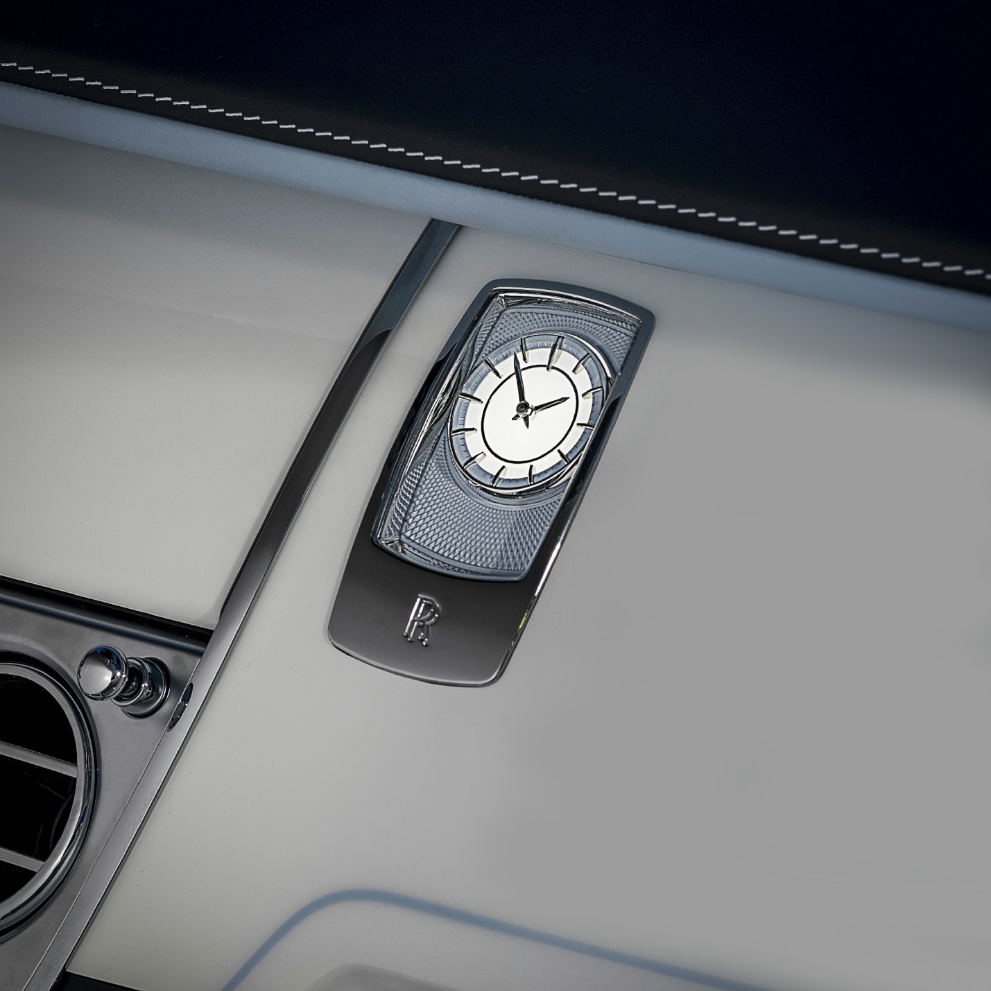 劳斯莱斯最经典外观,劳斯莱斯典藏版效果图