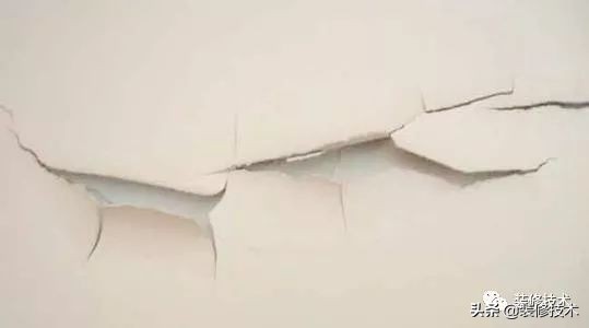 腻子开裂空鼓施工方法做对了吗,腻子起泡原因及解决方案