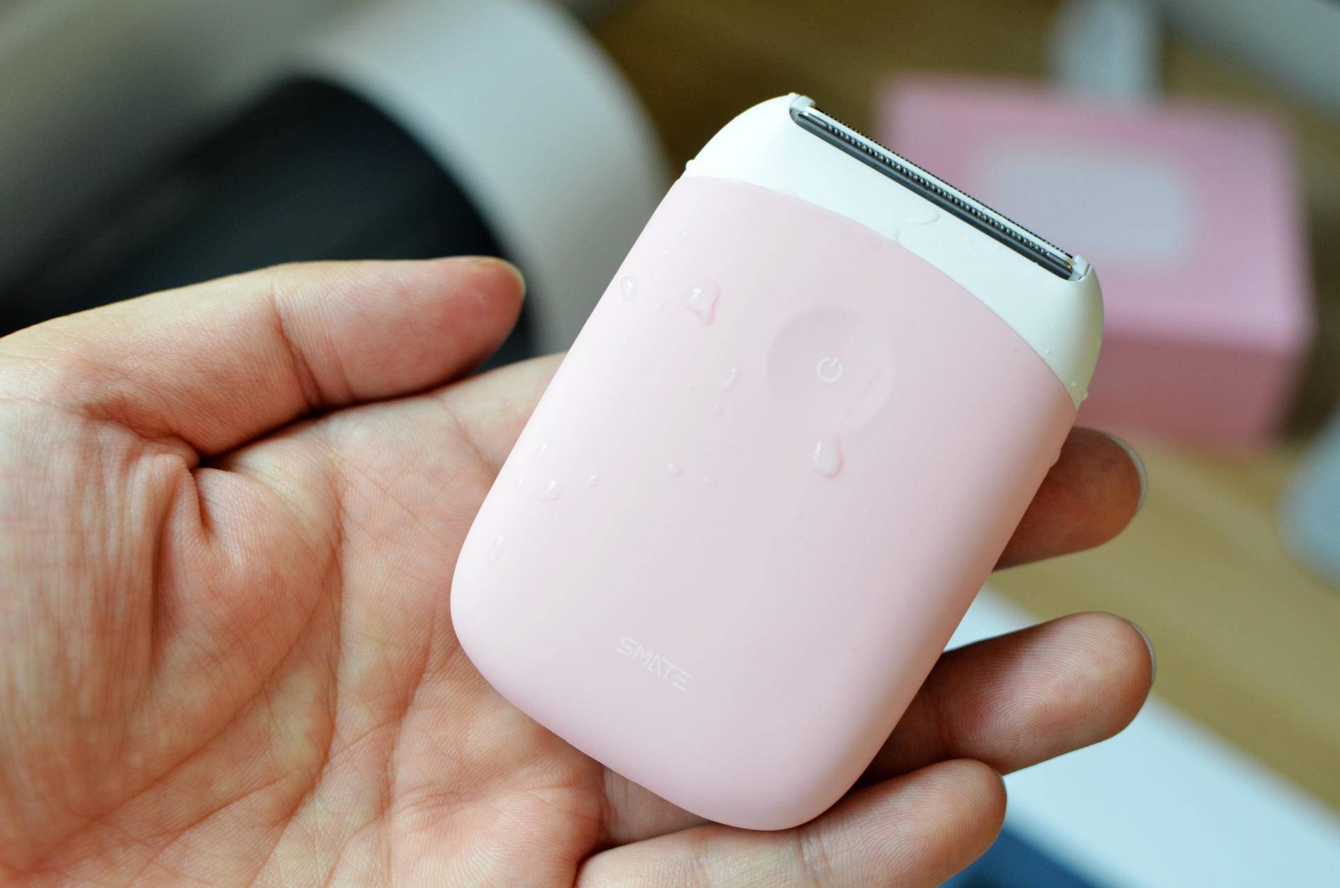 小米电动剃须刀和须眉剃须刀对比,小米须眉灵动三刀头剃须刀评测