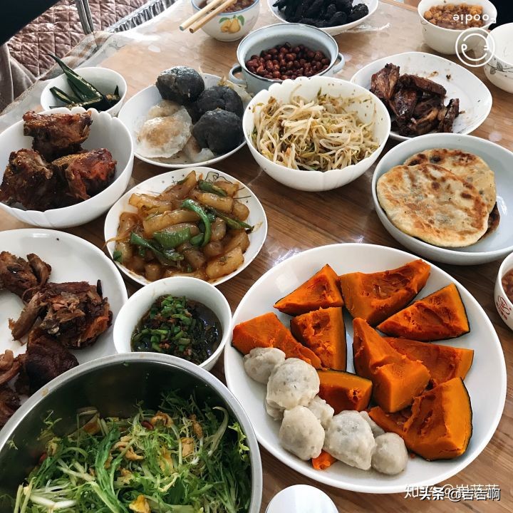 在东北吃饭是一种什么体验,跟东北人吃饭是什么体验