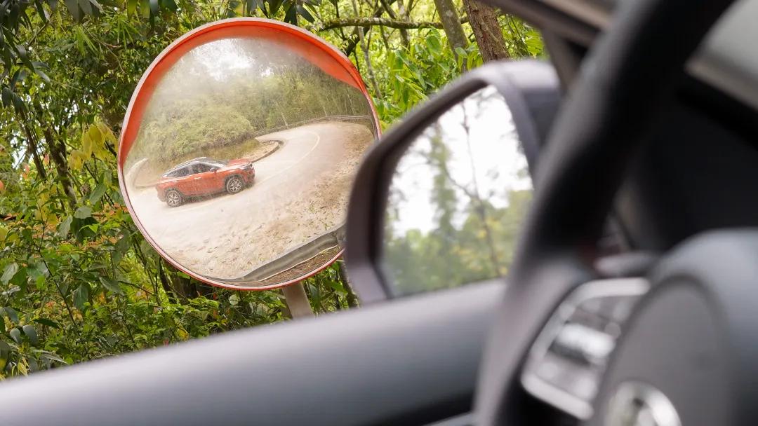 这款20万级合资suv城市和越野通杀,11万级的合资suv来了坐拥高颜值