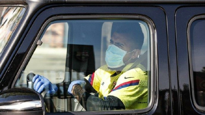 巴萨未来中场佩德里加维哈维,巴萨后卫6号