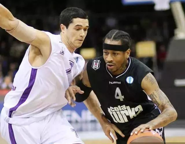 盘点各巨星退役,很多曾经叱咤足坛的领军人物退役