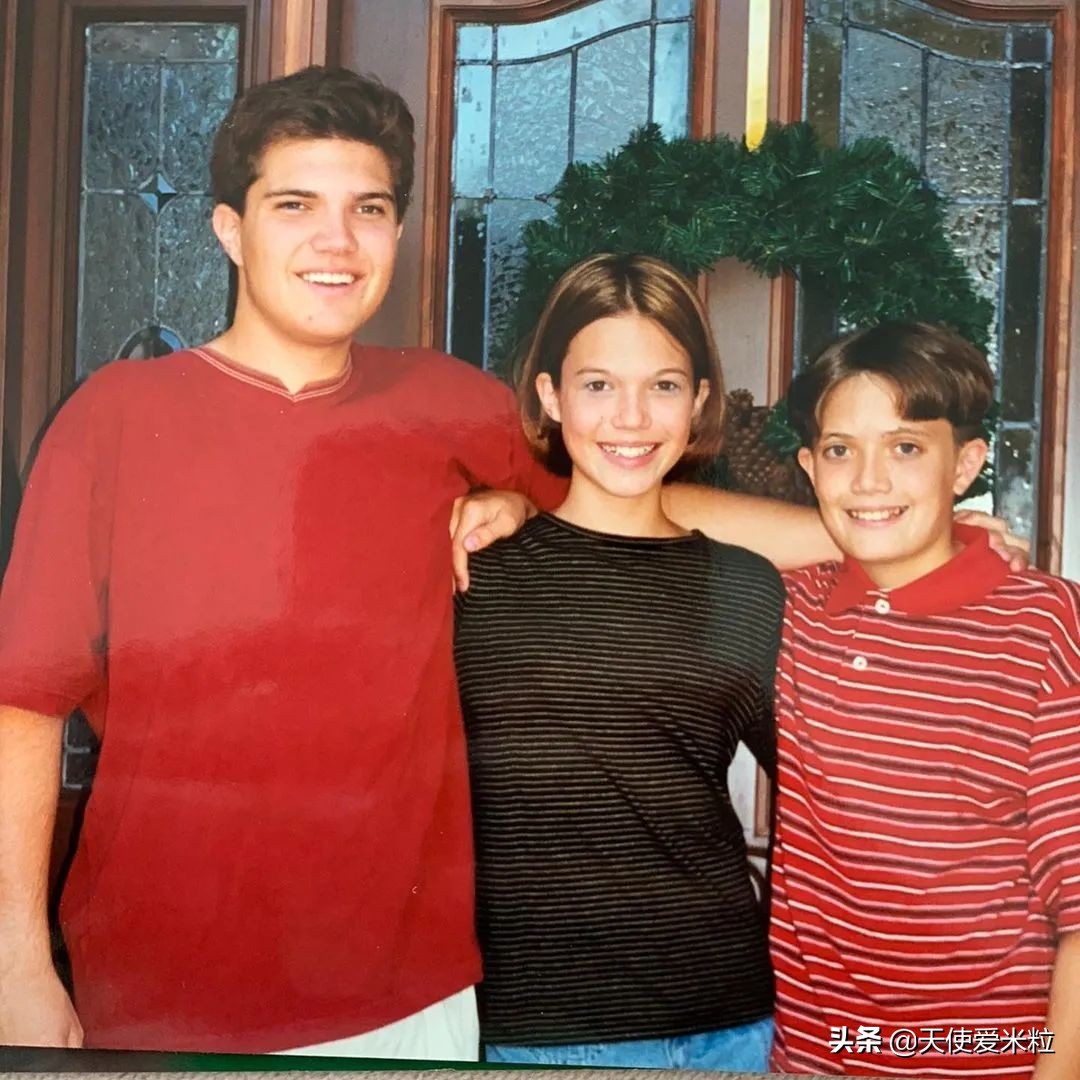 凭《我们这一天》事业翻盘，千禧女神曼迪·摩尔为何神隐多年？