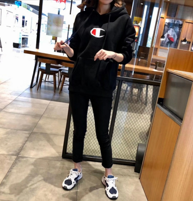 吉普刺绣加绒卫衣,冠军卫衣红色带帽新款加绒