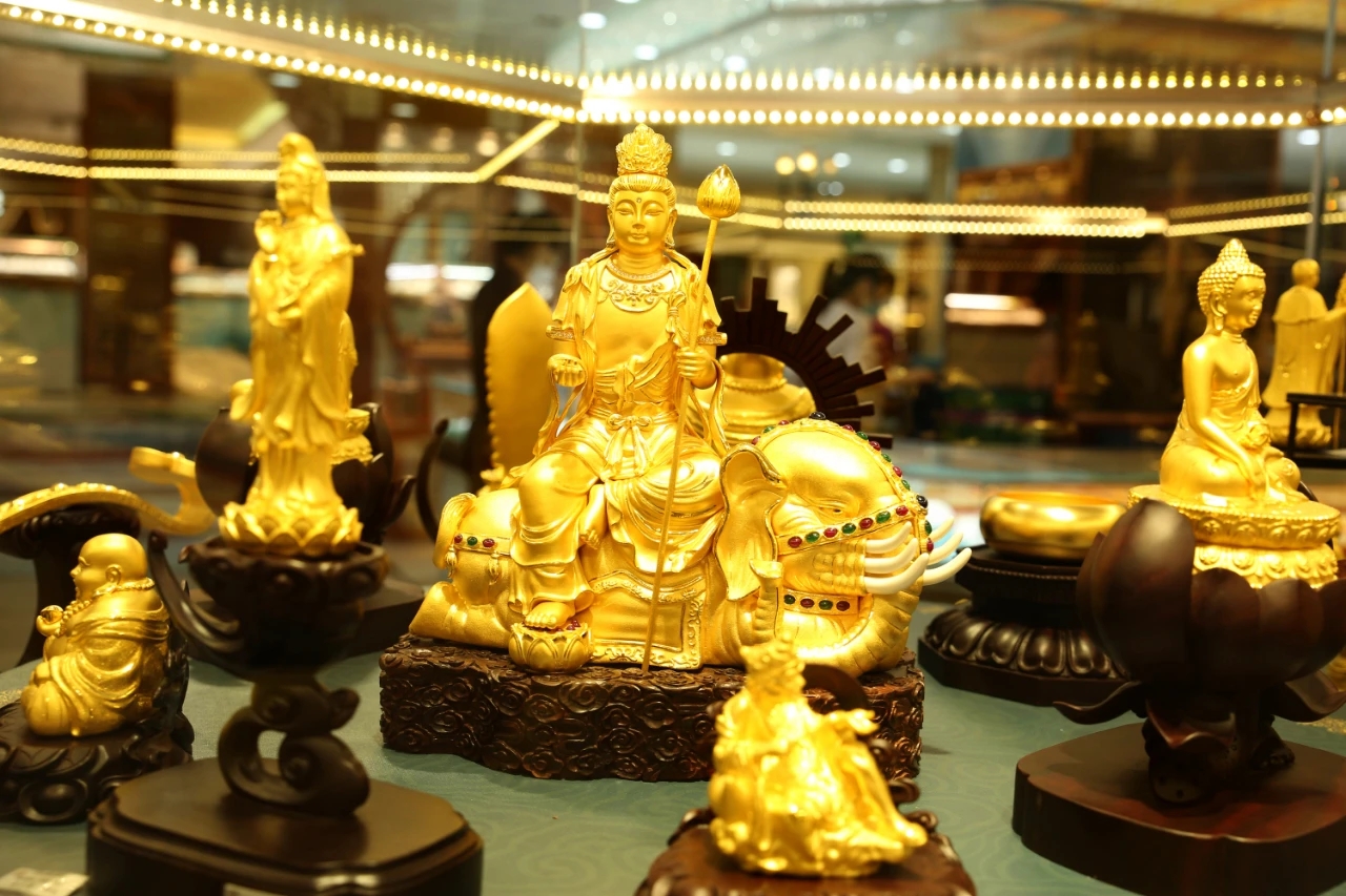 黄金首饰出售的价格怎么定,黄金首饰零售价600元一克