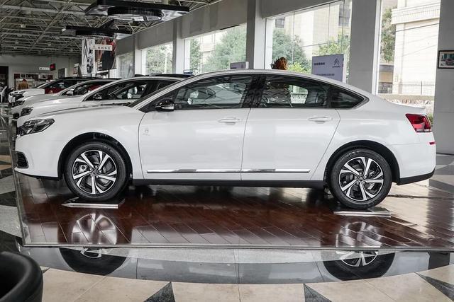 君越和ct5隔音哪个好,20万左右隔音和音响最好的汽车