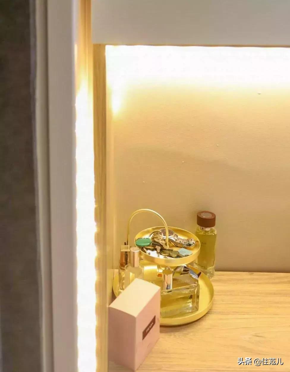 厨房客厅一体加书房小户型,小户型书房客餐一体