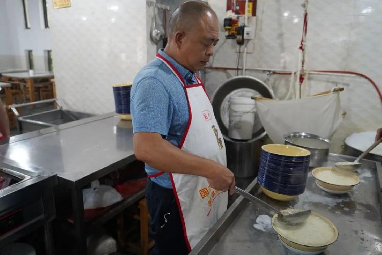 「两江“双晒”」力杨水上漂、大竹林焖烧鸡、翠云水煮鱼…两江新区“宝藏”美食推荐