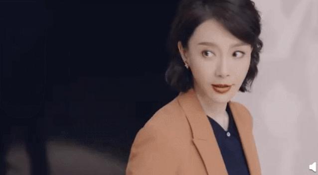 44岁陈数穿西装 (42岁陈数红色西装)