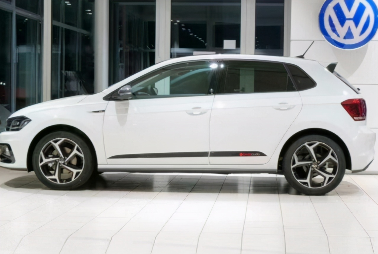 大众polo2022款图片及报价自动挡,2022款poloplus手动纵情乐活版