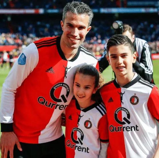 2019告别传奇：荷兰三侠西班牙三杰大师集体落幕80年代仅剩梅罗