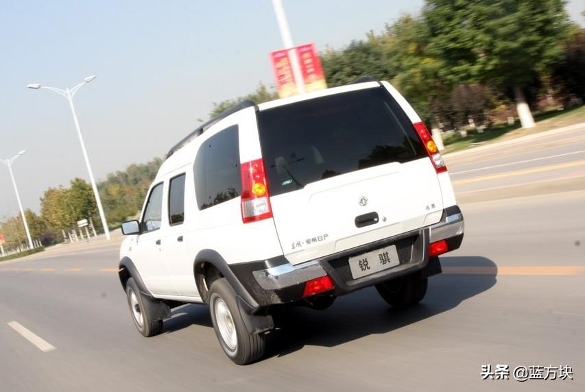 郑州日产nissannv200,nissan日产2.0