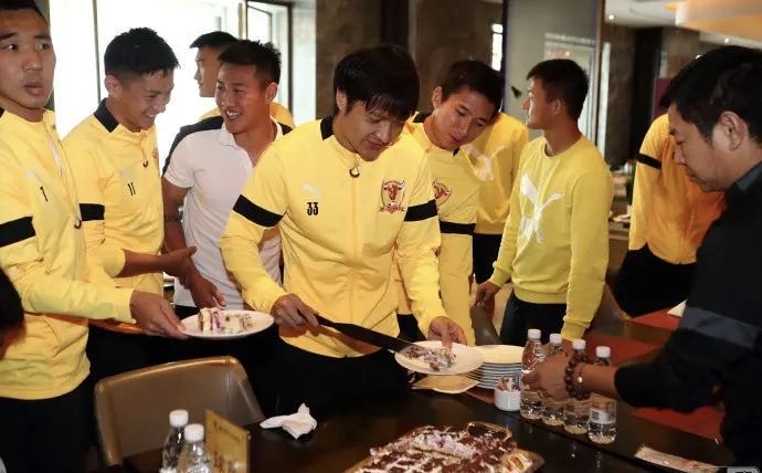 汪嵩球技,汪嵩为什么选33号