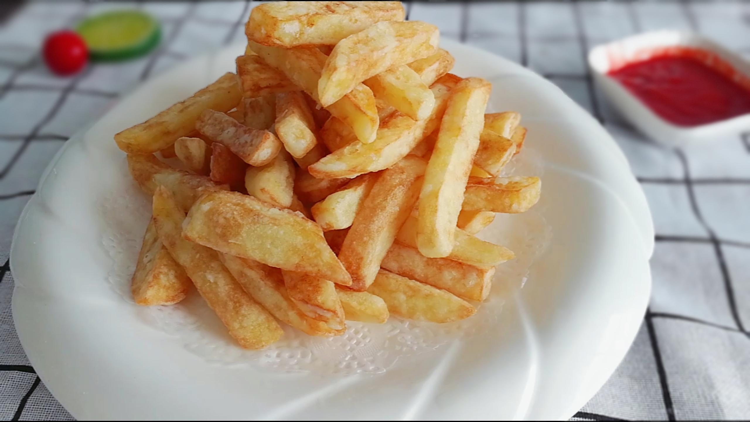 炸薯条怎么炸又酥又香又脆,炸薯条又脆又香的方法