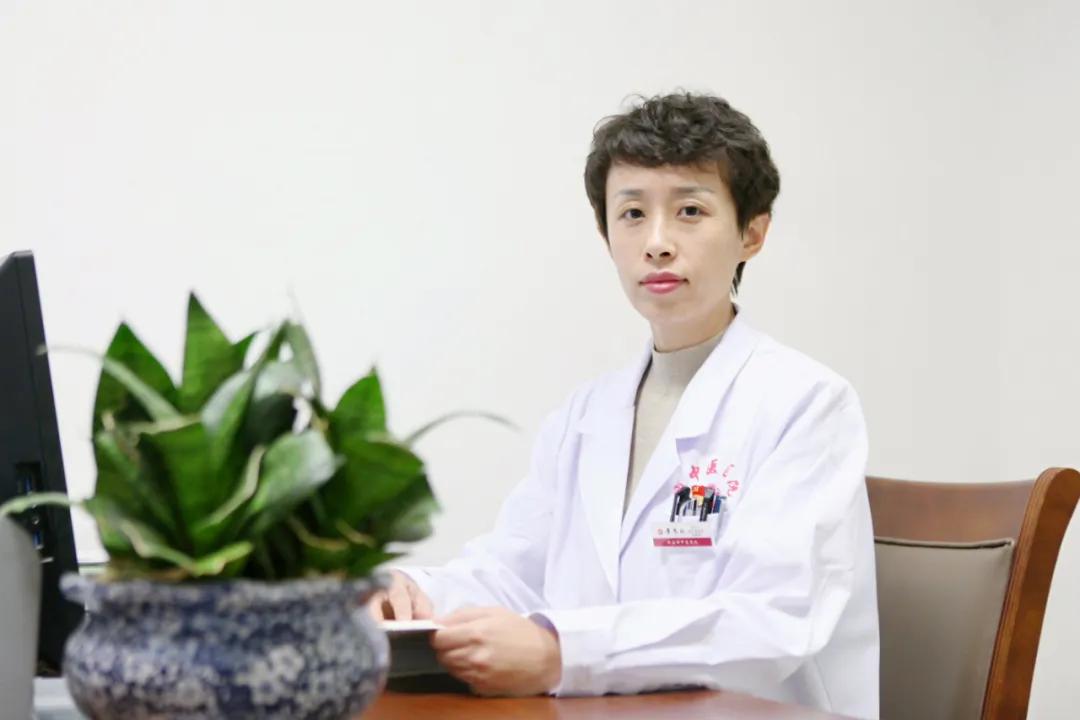 温暖是她给病人的最大感受--记西安市中医医院皮肤科主任景慧玲