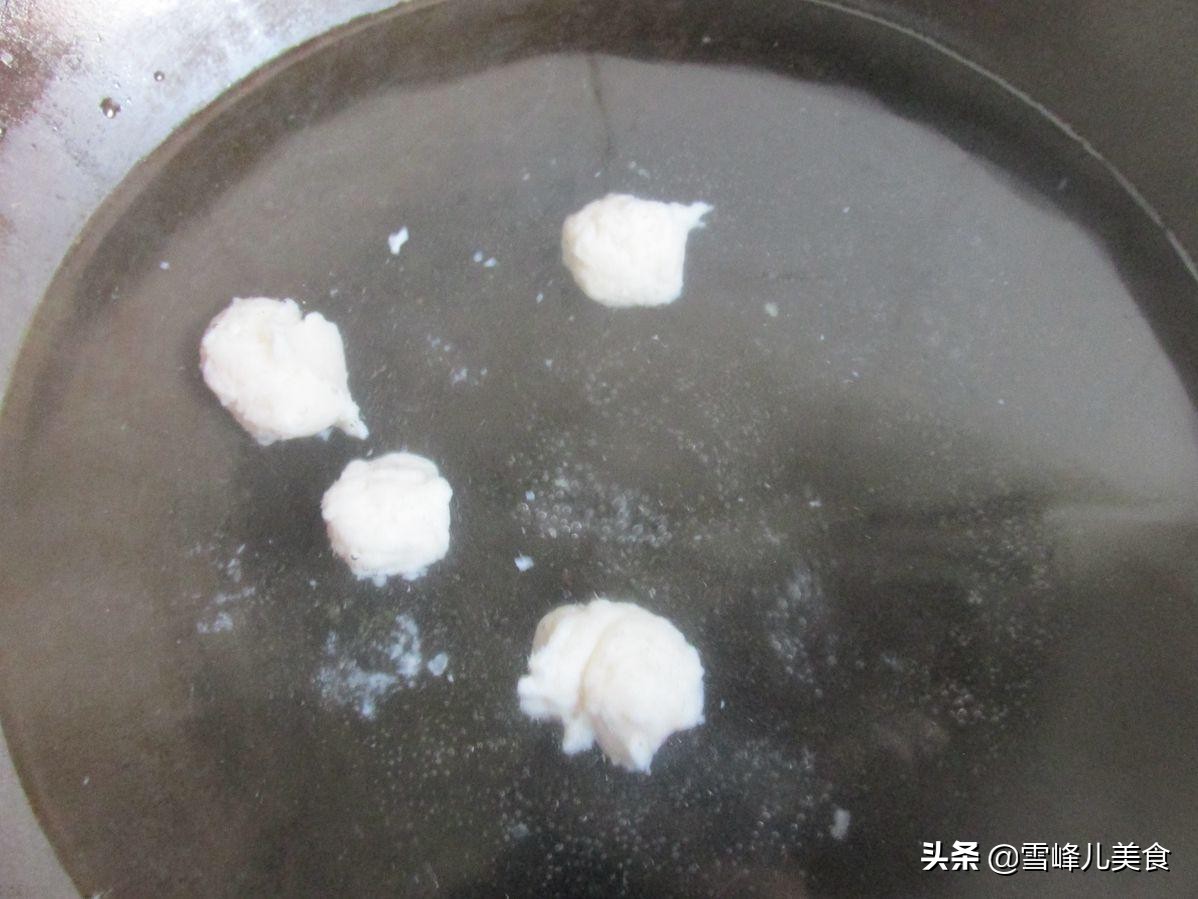 做鱼丸加薯粉和不加薯粉的区别,做鱼丸放鸡精还是淀粉