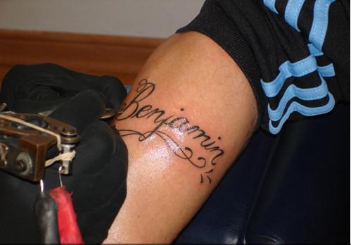 马拉多纳纹身的那个人是谁,马拉多纳纹身全集