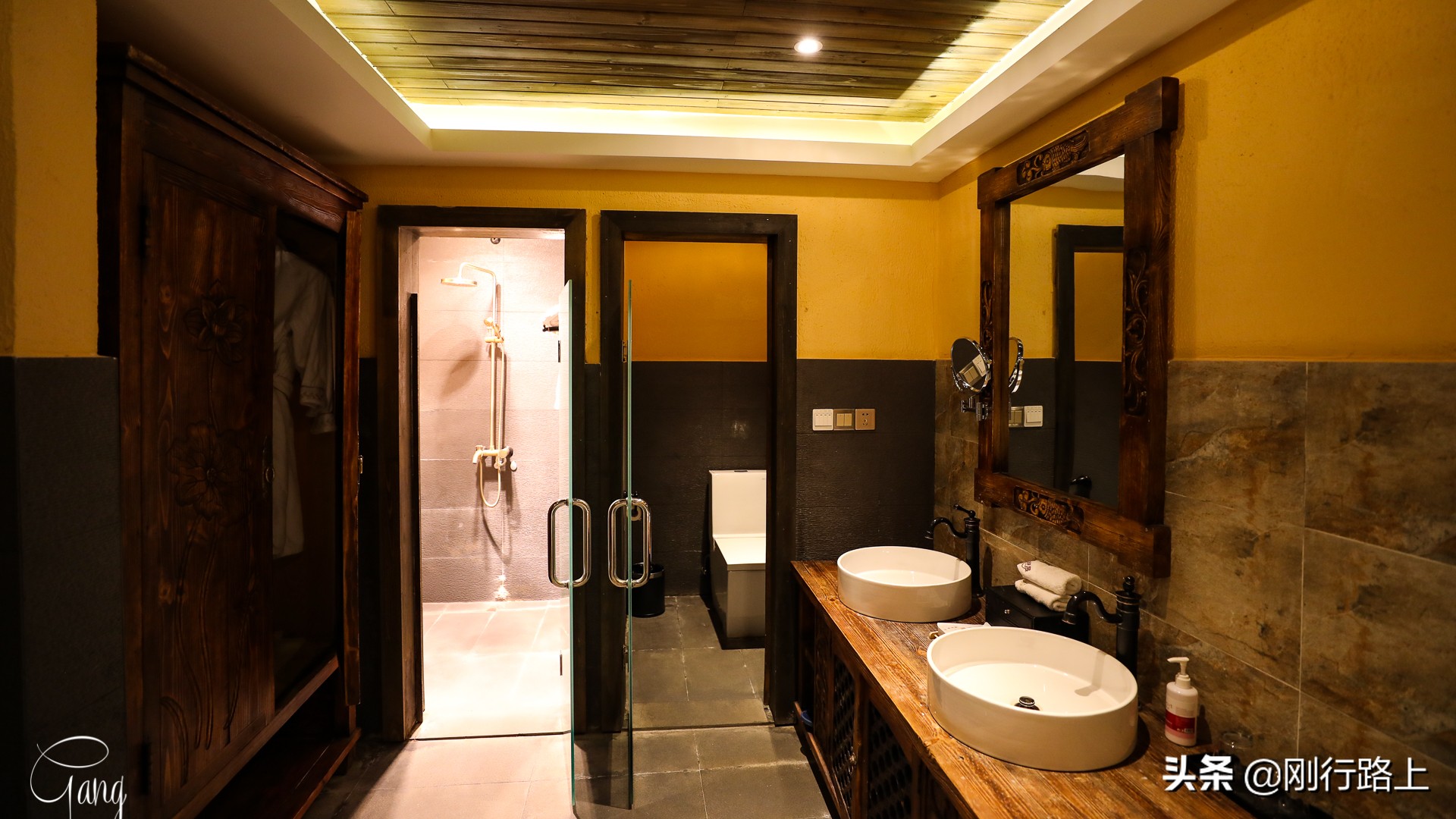 住在束河古镇,五一住束河古镇好吗