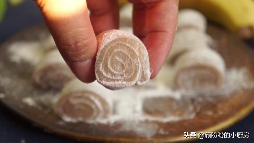 香蕉糯米糕做法简单非常好吃,香蕉糯米糕正宗做法