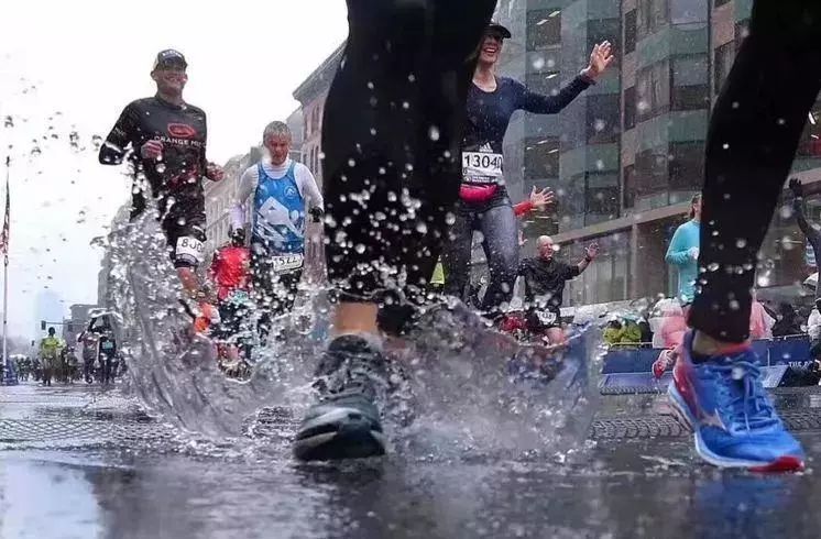 零下17℃，川内优辉跑出2:18:59的成绩靠这3点！