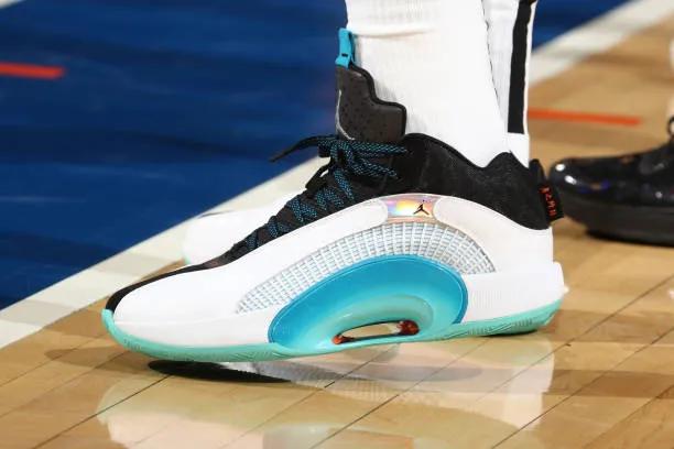 nba2019总决赛g5杜兰特上脚球鞋,nba球员上脚球鞋特雷杨2