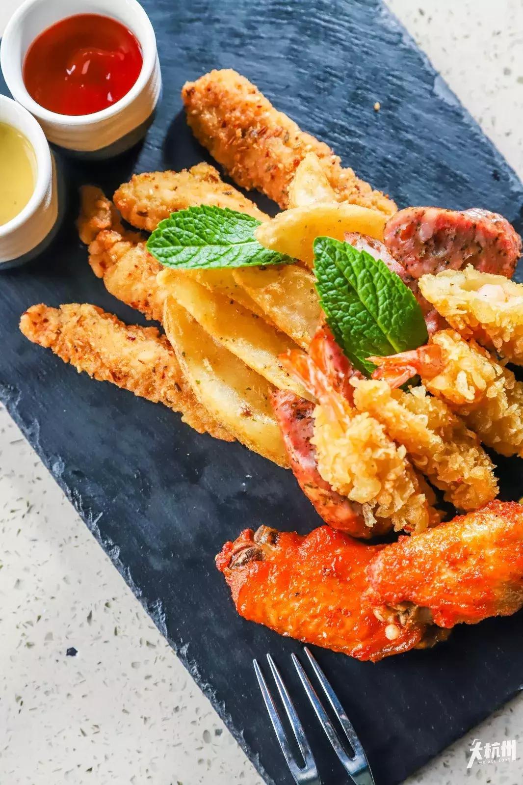 杭州头号买醉地标！这家硬核酒吧，凭什么登上国外头条？