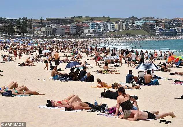 防晒丸是智商税吗,网红防晒喷雾有危害吗