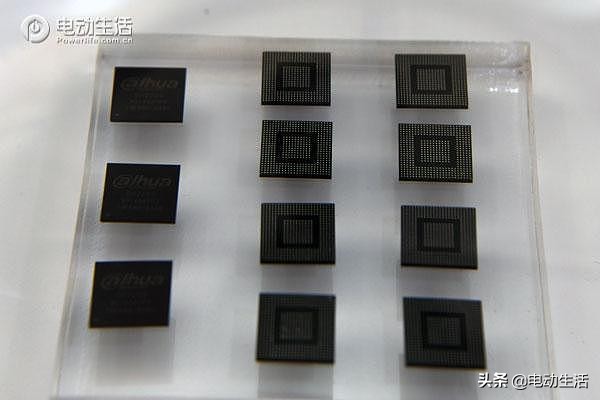 零跑t03非凡的驾驶体验,买了零跑t03以后需要买哪些东西