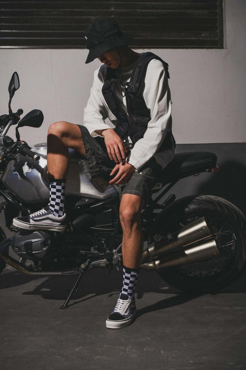 虽然我滑板玩得烂,但不影响我爱Vans