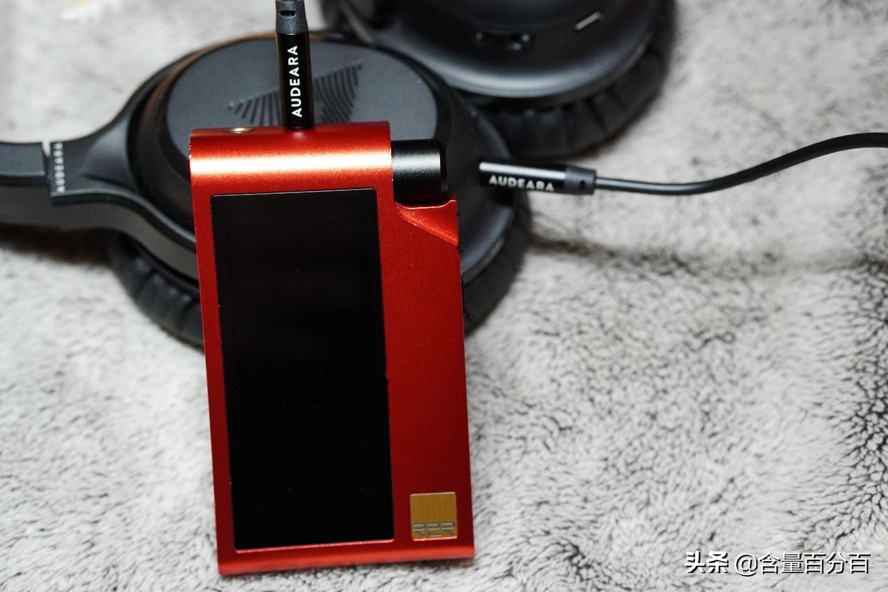 小巧精悍,三体合一的HIFIMANR2R2000红色太子*放播**器体验点评