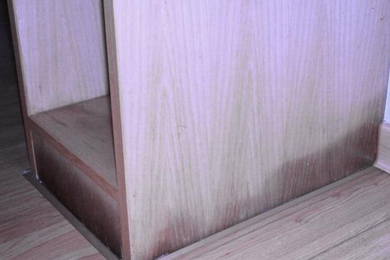 家具受潮如何烘干,家具受潮发霉有什么办法