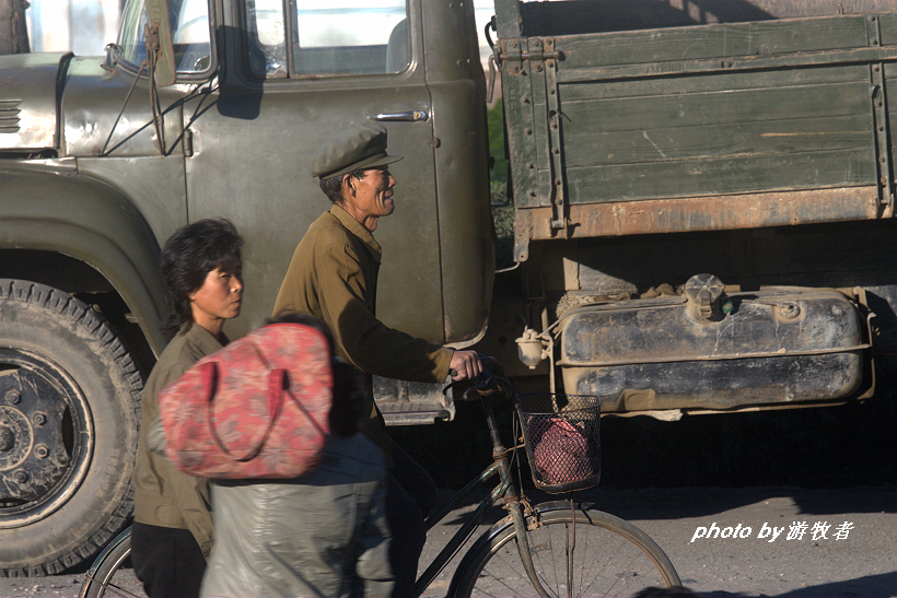 实拍朝鲜的村庄，朝鲜农民的生活怎么样？朝鲜城乡差别大不大？