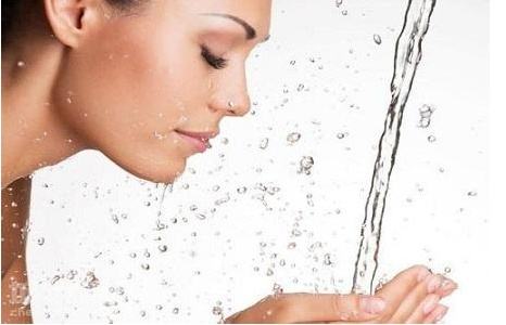 禁食三天只喝水身体的变化,多久不喝水对身体有危害