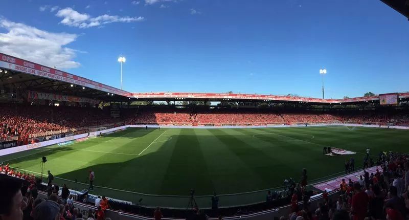 多特蒙德主场被击败,2013-14多特蒙德3-0