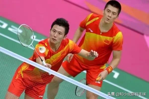 羽毛球的笑话,新手打羽毛球很菜会被嘲笑吗