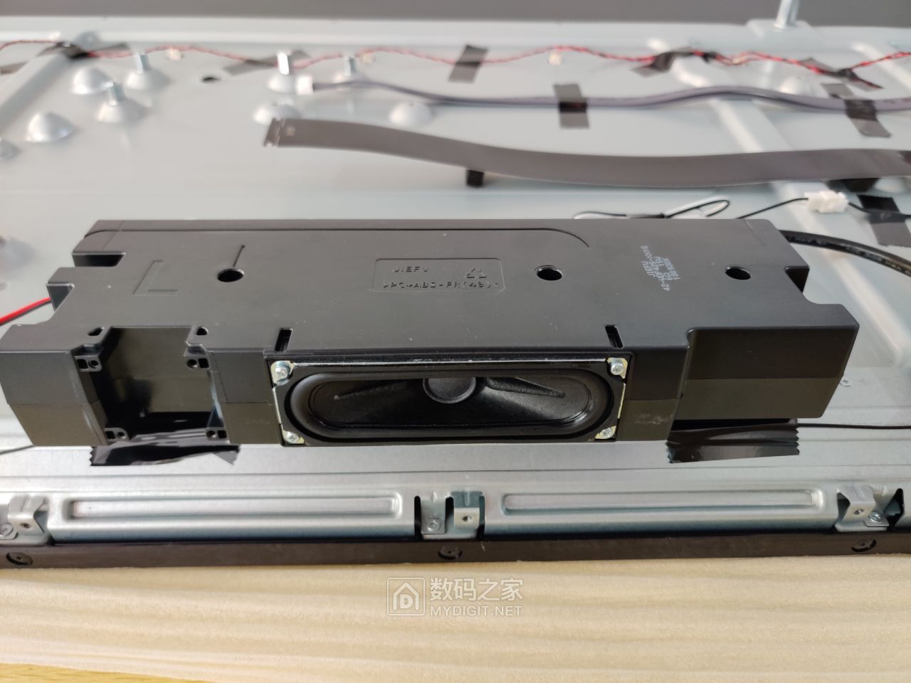 万元左右tcl85寸电视,tcl55寸全面屏电视评测