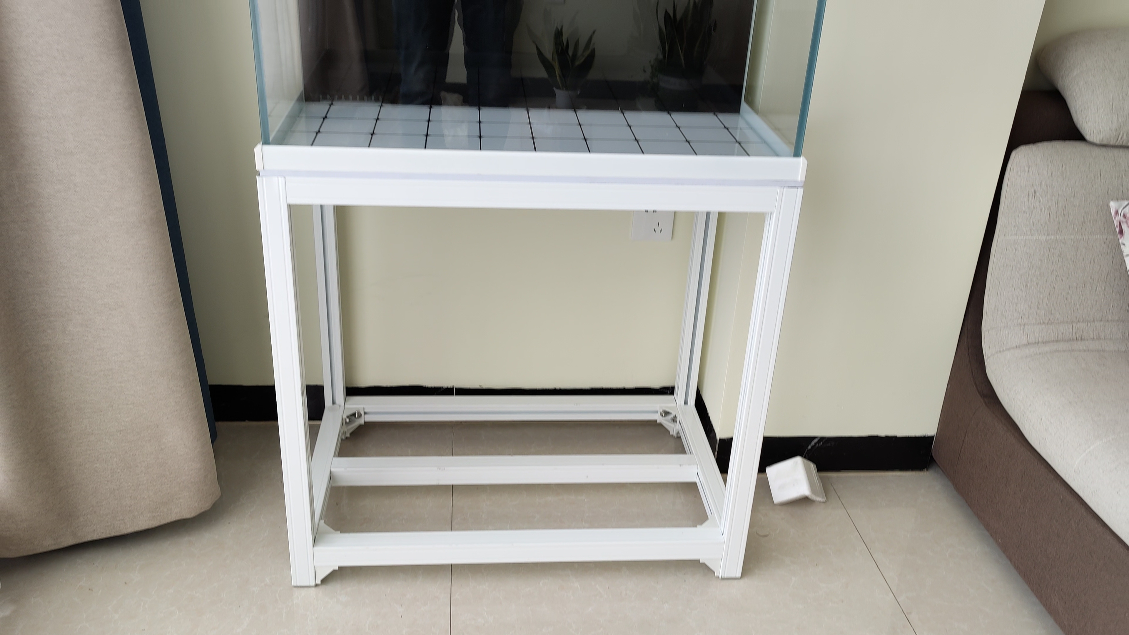 80厘米的鱼缸大约多少钱,观赏鱼缸大概需要多少钱