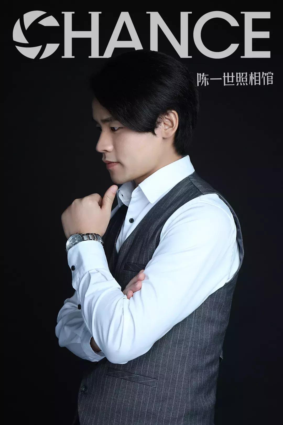 朝阳黄渤：从电视台裸辞成为百万大V，从无名小卒变成与麦迪并肩