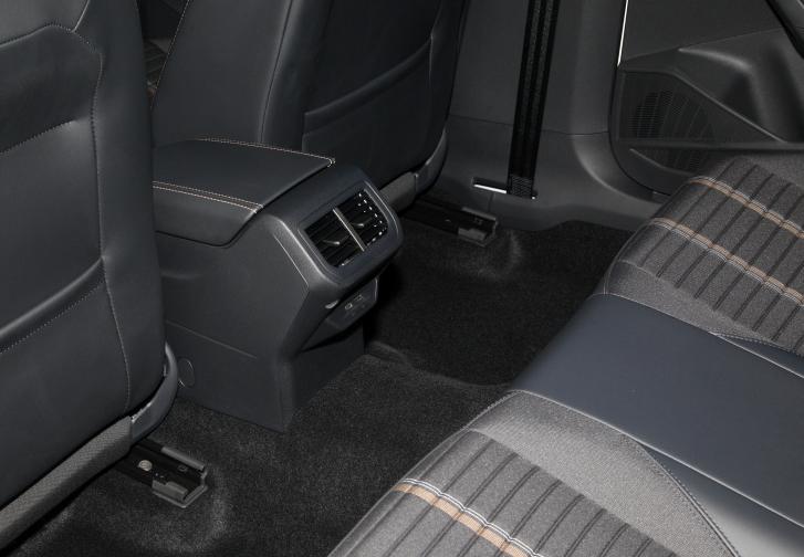 朗逸手动舒适和风尚有什么区别,21款朗逸plus风尚版对比舒适版