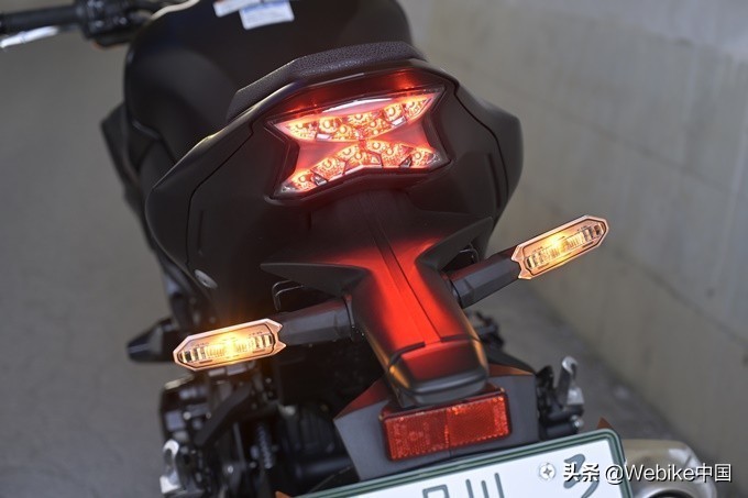 川崎z900跟川崎z1000有什么差别,川崎Z900驾驶体验