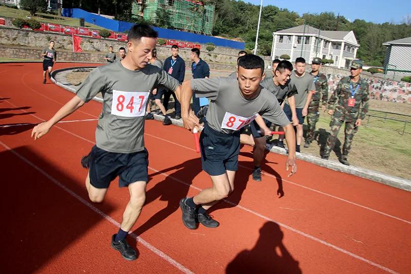 燃爆全场这场军体运动会血性十足,满屏热血军体运动会燃爆金秋
