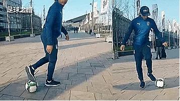 足球穿裆,足球穿裆球动作要领
