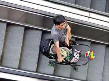 婴儿车的安全使用细节,婴儿车的八大安全知识