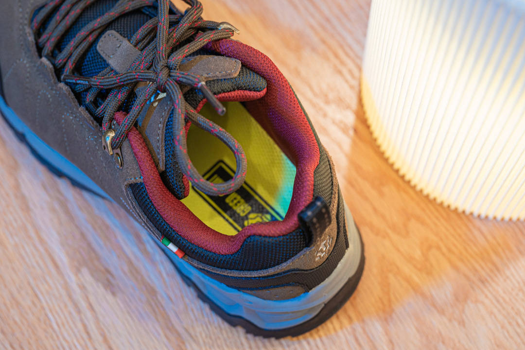 公认脚感最好的10双登山徒步鞋,久走不累脚的徒步鞋测评